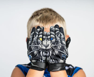 TrifectaSamples-1468 - Trifecta Athletic Gloves